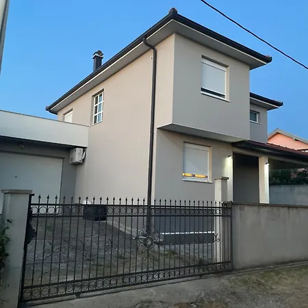 Elezovic * Čapljina